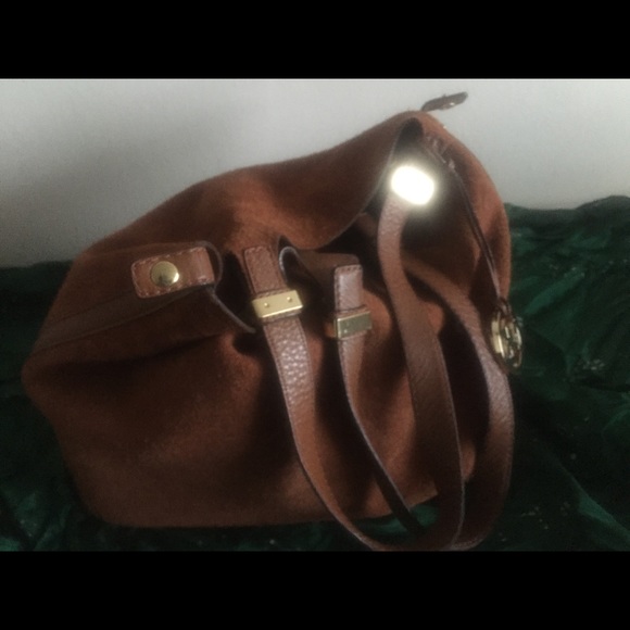 MICHAEL KORS LEATHER REVERSIBLE SUEDE TAN GOLD VNTG SHOULDER SLOUCHY Bag - Picture 2 of 8